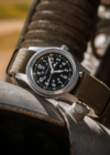H69399930-250-anniversary-khaki-field-hamilton-gioielleria-ricci.png